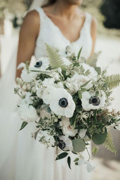 a lovely wedding bouquet of white anemones and peonies, astilbe, greenery and fern leaves looks catchy and wild Wedding Flower Trends, Anemone Bouquet, Greenery Wedding Bouquet, White Wedding Decorations, Winter Wedding Bouquet, White Anemone, Bridal Bouquet Flowers, Winter Wedding Flowers, All White Wedding