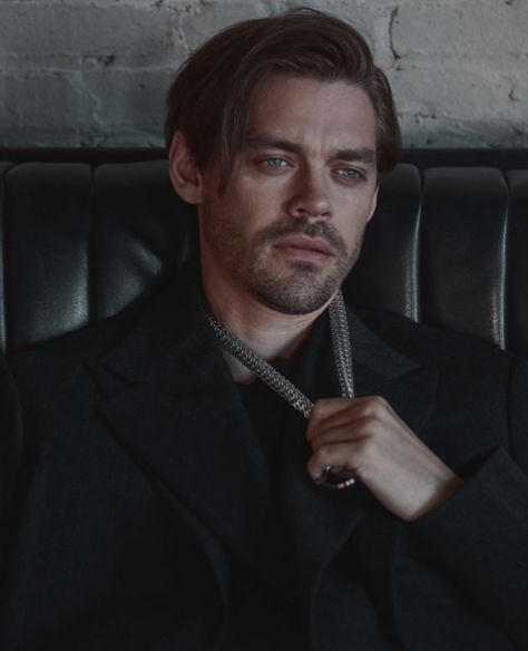 [𝕋𝕠𝕞♥︎ℙ𝕒𝕪𝕟𝕖] Tom Payne Actor, Tom Payne, Vampire Stories, Prodigal Son, The Resurrection, Michael Sheen, Wishful Thinking, New Shows, Man Crush