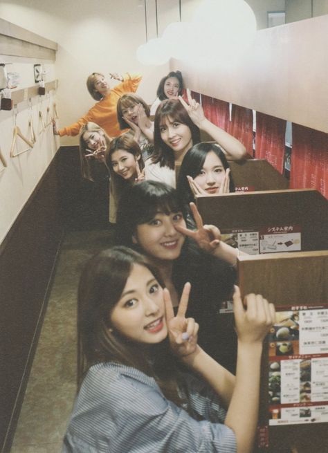 #TWICE Twice Group, Sana Momo, Twice Once, Tzuyu Twice, Twice Kpop, Chaeyoung Twice, Im Nayeon, Group Photos, Extended Play