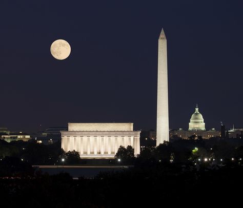 Washington Dc Bucket List, Ancient Egypt Gods, Washington Dc Travel, Dc Travel, Washington Monument, Free Art Prints, Moon Rise, Going On Holiday, Black Artists