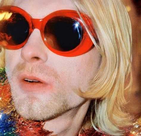 Kurt Cobain Retro Sun, Ladies Sunglasses, Kurt Cobain, Sunglasses Vintage, Sun, Sunglasses, Christmas