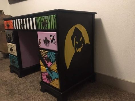 Jack Skellington Bedroom Ideas, Tim Burton Furniture Diy, Nightmare Before Christmas Room Ideas Bedrooms, Goth Painted Furniture, Nightmare Before Christmas Furniture Diy, End Table Painting Ideas, Tim Burton Furniture, Nightmare Before Christmas Bedroom Ideas, Tim Burton Bedroom Ideas