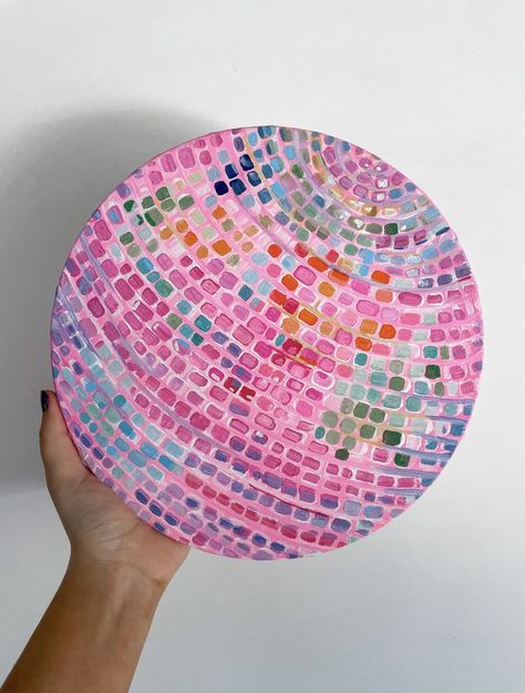 Preppy Pottery Painting Ideas, Disco Ball Painting, Teen Summer Crafts, Preppy Painting, Preppy Paintings, Preppy Artwork, Dorm Paintings, Sorority Room, Painted Picture Frames