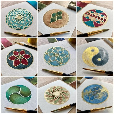 Clarissa Grandi on Instagram: "Some of the mini paintings from my #100daysofcirclegeometry hashtag challenge. I so enjoyed that project! These curvy patterns all feature in my ‘Circles’ online Zoom course, starting Saturday October 1st, 10am GMT+1 🗓 Swipe ➡️ to see some stunning artwork from previous course participants 😍 ‘Circles’ is a four-session exploration of the geometry of circles, including historic patterns found in Roman mosaics, Celtic art, Islamic tiling and Gothic windows. We al Sacred Geometry Art Mandalas, Circle Geometry, Roman Mosaics, Pencil Inspiration, Sacred Geometry Patterns, Animal Tattoo Ideas, Gothic Windows, Sacred Geometry Art, Illumination Art