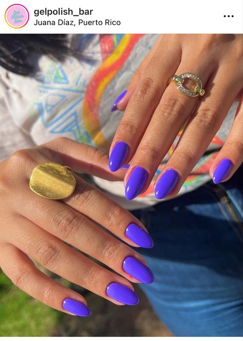 Bright Purple Almond Nails, Vibrant Purple Nails, Bright Purple Acrylic Nails, Summer Acrylic Nails Purple, Bluish Purple Nails, Purple Vacation Nails, August Nail Colors Gel, All Purple Nails, Short Almond Nails Purple