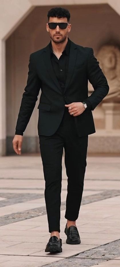 Never Wrong With Black Blazer Black Blazer Combination For Men, Black Suit Jacket Outfit Men, Men Black Blazer Outfit, Black Blazer Outfit Men, Blazer Outfits For Men, Rip Twenties, Black Blazer Style, Black Blazer Men, Black Blazer Outfit