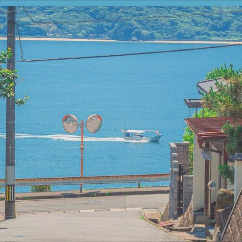 Credits to the rightful owner. დ𝐓𝐀𝐆𝐒: #onomichi #japan Blue Japanese Aesthetic, Onomichi Japan, Blue Scenery, Japanese Vibe, Environment Study, Summer Gif, Summer Japan, Japan Beach, Japanese Summer