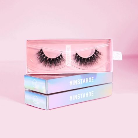 Eye Lash Photography, Eyelash Brands, Pretty Lashes, Diy Eyelash Extensions, Lashes Logo, Photoshoot Makeup, Best Small Business Ideas, Beauty Photoshoot, Eye Lash Packaging