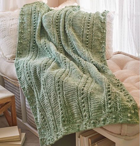 Ravelry: Comforting One-Color Throw by Marianne Forrestal Bernat Blanket Yarn Patterns Crochet, Blanket Yarn Patterns, Bernat Blanket Yarn Patterns, Crochet Blanket Colors, Throw Crochet, Crochet Throw Pattern, Heart Crochet, Crochet Idea, Afghan Throw Blanket