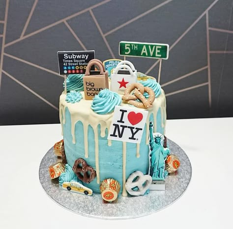 New York Edible Cake Decorations On Our Delicious Vanilla Sponge Cake Nyc Cake Ideas, New York Birthday Theme Cakes, Nyc Birthday Cake, New York Theme Cake, New York Cake Ideas, New York Birthday Cake, New York Birthday Theme, Fsu Cake, Birthday Cake Nyc