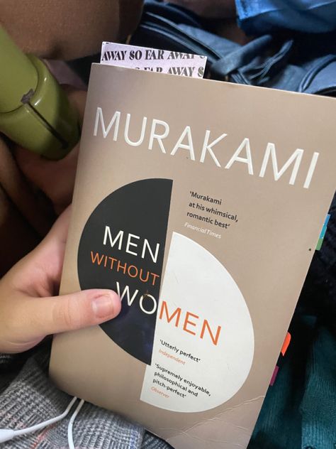 Japanese Philosophy Books, Japanese Library Aesthetic, Japanese Literature Aesthetic, Murakami Books Aesthetic, Asian Books To Read, Japanese Literature Books, Japanese Books Aesthetic, Haruki Murakami Aesthetic, Japan Literature