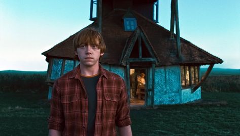 He was pretty insecure at times (just like the rest of us). Deathly Hallows Part 1, Ron And Harry, Weasley Family, Arthur Weasley, Harry Potter Ron Weasley, Ronald Weasley, Neville Longbottom, Rupert Grint, Ron And Hermione