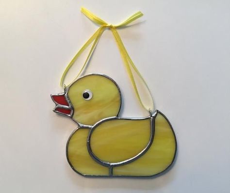 Diamond Ornaments, Mom Crafts, Stained Glass Cookies, Tiffany Glass Art, Glass Candles, Glass Art Design, Rubber Duckies, Baby Duck, Stained Glass Birds