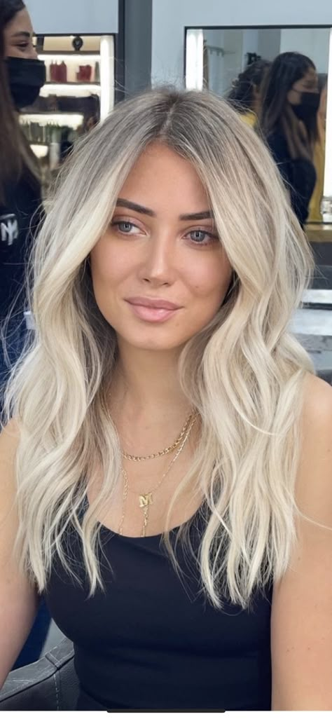 Dragged Roots Blonde, Icy Blonde With Root Smudge, Blonde Balayage Cool Tone, Blonde For Brunettes, Blonde Hair With Shadow Roots, Scandi Blonde Hair, Blonde Hair With Brown Roots, Root Fade, Blonde Inspiration