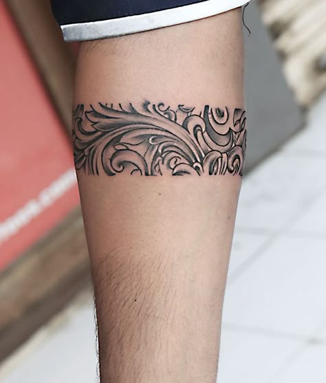 Simple Bracelet Tattoo, Band Tattoo Forearm, Tattoos Band, Ankle Band Tattoo, Bracelet Tattoo For Man, Quetzalcoatl Tattoo, Leg Band Tattoos, Tattoos Leg, Small Lotus Tattoo