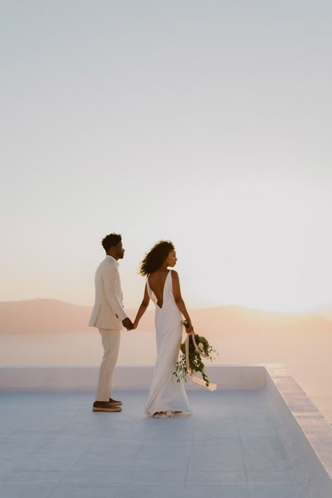 Breathtaking Santorini Elopement at Kapari Natural Resort | Junebug Weddings Greece Elopement, Santorini Elopement, Mehendi Photography, Wedding Photography Bridal Party, Wedding Photography Checklist, Beautiful Beach Wedding, Muslim Couple Photography, Santorini Wedding, Wedding Photography Bride