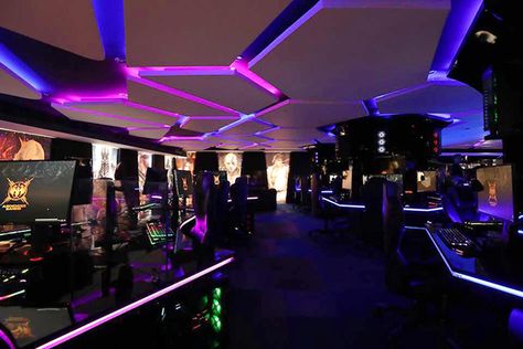 Biggest Gaming Cafe Launches In Chennai| LBB, Chennai Gaming Cafe, Computer Club, Clubhouse Design, Gaming Lounge, Gaming Center, Game Cafe, Color Palette Living Room, Console Games, Computer Shop