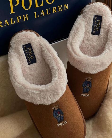 Ralph Lauren Aesthetic, Stile Blair Waldorf, Polo Bear, Aesthetic Shoes, Stockholm Fashion, Swag Shoes, Ralph Lauren Outfits, Mode Inspo, Old Money Aesthetic