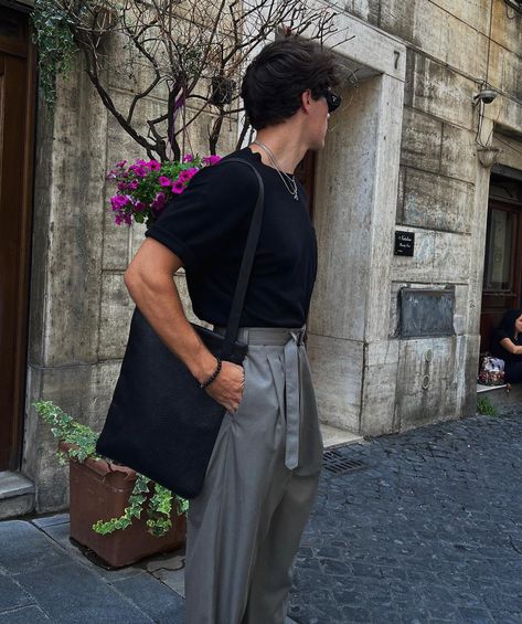 Streetstyle menswear male model italy summer style Virgo Men Aesthetic, Virgo Male Aesthetic, Libra Venus Style Men, Classy Male Outfits, Noah Beck Outfits, Astrology Clothes, Venus Virgo, Venus Taurus, Virgo Outfits