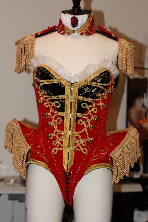 Well that's different King Arthur Costume, Victorian Circus, Bustier Outfit, Glamour Costumes, Harlequin Costume, Stage Style, Ringmaster Costume, Halloween Costume Design, Burlesque Outfit