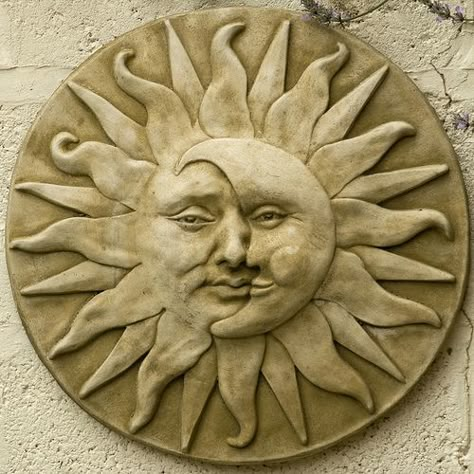 Garden plaque sun moon face - beautifully done Sun Face Art, Moon With Face, Pottery Sun, Moon Faces, Garden Wall Plaque, Ceramic Sun, Sun Decor, Garden Plaques, Sun Face