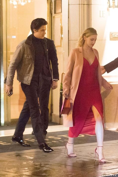 Lili Reinhart and Cole Sprouse Date Night in Paris, France Cole Sprouse And Lili Reinhart, Cole Sprouse Funny, Look Both Ways, Lili Reinhart And Cole Sprouse, Cole Sprouse Jughead, Cole M Sprouse, Riverdale Cole Sprouse, Bughead Riverdale, Lily Cole