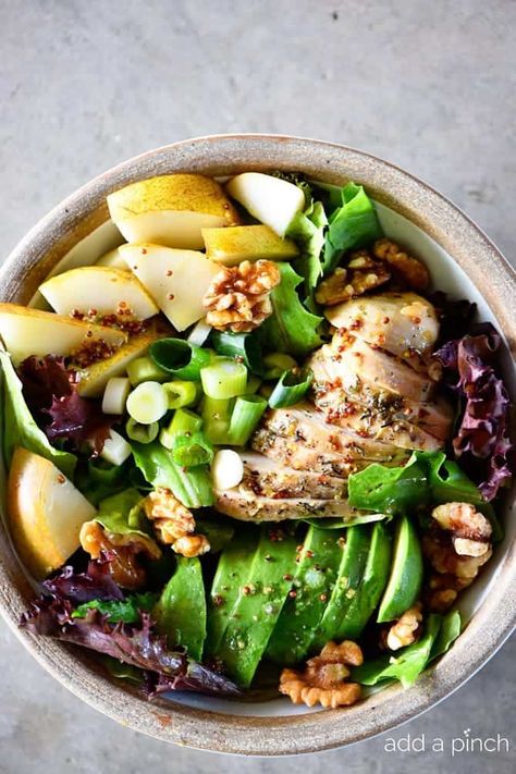 Fall Chicken Avocado Pear Salad Recipe Paleo Recipes Lunch, Pear Salad Recipes, Autumn Salad Recipes, Fall Salad, Green Salad Recipes, Salad With Chicken, Honey Mustard Dressing, Pear Salad, Diner Recept