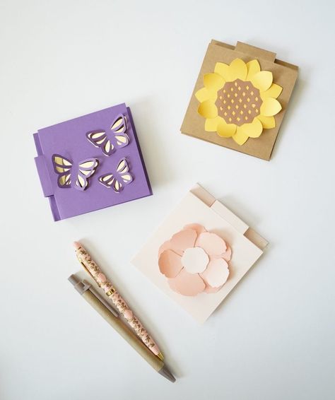 Cricut Joy Designs, Cricut Joy Cards, Cricket Joy Projects Craft Ideas, Gift Card Holder Diy, Post It Note Holders, Spinner Card, Rolled Paper Flowers, Joy Cards, Free Printable Cards