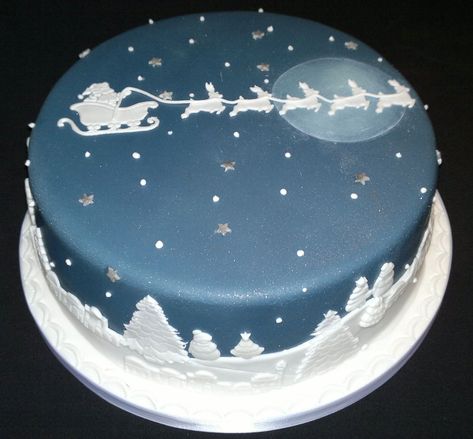 Scenery Christmas cake  for the love of CAKE Blue Christmas Cake, Wedding Cake Tree, Santa Cake, Christmas Cakes Easy, Christmas Cake Designs, Cake White, Christmas Cake Decorations, Xmas Cake, Winter Cake