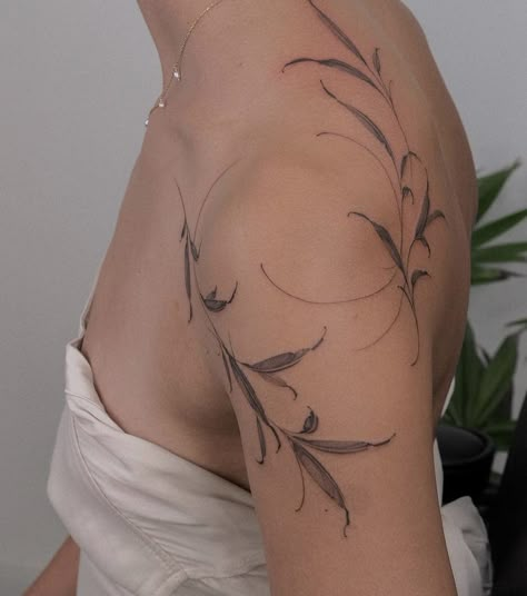 Leaf Tattoo On Back, Shoulder Foliage Tattoo, Leaves On Shoulder Tattoo, Around The Shoulder Tattoo, Ethereal Tattoos Back, Wispy Tattoos For Women, Fine Line Shoulder Tattoos For Women, Shoulder Leaf Tattoo, Shoulder Wrap Tattoo