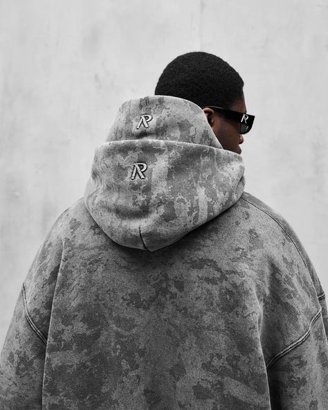 Represent (@representclo) • Instagram photos and videos Streetwear Hoodie Design, Represent Clothing, Apparel Design Inspiration, Fashion Design Template, Stylish Hoodies, Streetwear Hoodie, Fashion Attire, Tee Shirt Designs, Fashion Poses