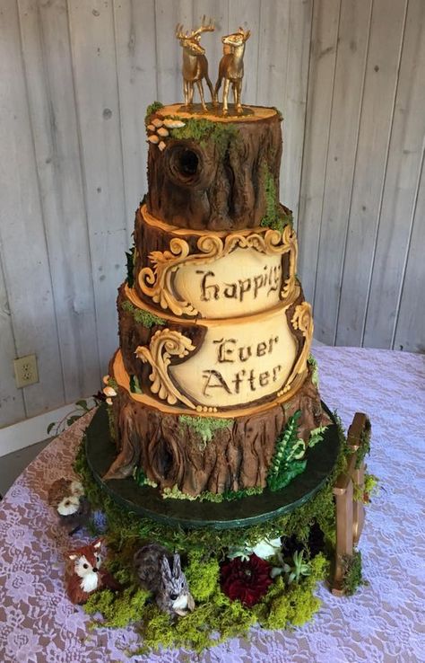 Enchanted Forest Wedding Cake, Enchanted Forest Cake, Wedding Cake Forest, Woodland Wedding Cake, Woodland Cake, Log Cake, Wedding Cake Ideas, Enchanted Forest Wedding, Wedding Cake Table