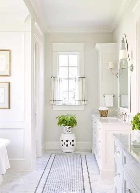 Décor Inspiration | A Fresh, Elegant Home designed by Sarah Bartholomew Sarah Bartholomew, White Bathroom Designs, Home Luxury, Bad Design, Bathroom Renos, Bath Remodel, Beautiful Bathrooms, Elegant Homes, White Bathroom