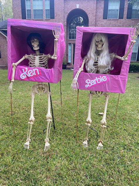 Barbie Halloween Decor, Barbie Skeleton, Skeleton Trunk Or Treat, Barbie Halloween Decorations, Barbie Trunk Or Treat, Skeleton Display, Zombie Barbie, Ken And Barbie, Halloween Car Decorations