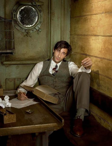 adrien brody Nicholas Brody, Caesar Haircut, Adrien Brody, High Fade, Call Of Cthulhu, The Desk, Hollywood Actor, King Kong, Cthulhu