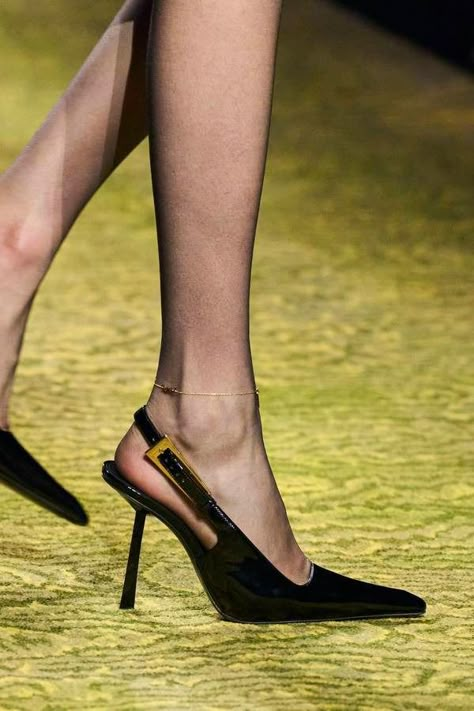 Everyone in Fashion Owns These Viral Saint Laurent Heels | Who What Wear Saint Laurent Fall 2023, 2023 Shoe Trends, Heels Images, Fashion 2023 Fall, Fall 2023 Ready To Wear, 2023 Ready To Wear, Shoes Prada, Gold Pumps, N Shoes