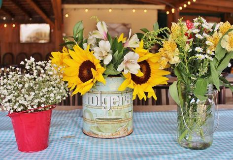 Fair Themed Birthday Party, County Fair Birthday Party, Country Fair Party, Fair Birthday Party, Country Fair Wedding, 44 Birthday, County Fair Theme, Western Decorations, Farmers Market Birthday Party