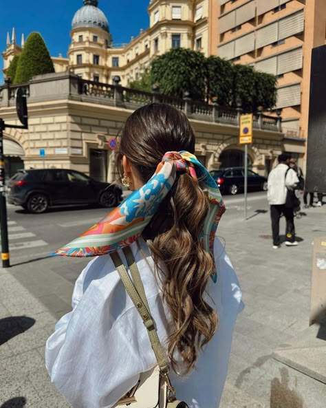 CAMILA COELHO no Instagram: “being a tourist 📍 #stockholm” Scarf Aesthetic, Back Pose, Brown Hair With Blonde Highlights, Blonde Hair Looks, Casual Day Outfits, Good Hair Day, Dream Hair, Scarf Hairstyles, Girly Photography