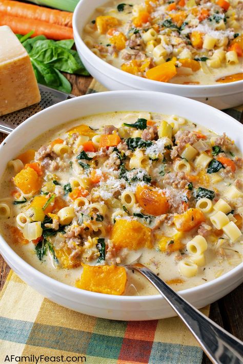 Roasted Butternut and Sausage Soup - A Family Feast Mediterranean Diet Soup Recipes, Butternut Squash Sausage Soup, Butternut Squash Sausage, Butternut Squash Sweet, Sausage Soup Recipes, Italian Sausage Soup, Roasted Butternut Squash Soup, Sweet Italian Sausage, Sausage Soup