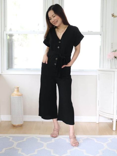 Overalls For Petite Women, Jumpsuit For Petite Women, Petite Jumpsuit Outfit, Trendy Black Short Sleeve Jumpsuits And Rompers, Spring Workwear Jumpsuits And Rompers, Short Length, Jumpsuits For Petite Women, Black Button-up Jumpsuits And Rompers For Summer, Stylish Petite Woman, Petite Romper