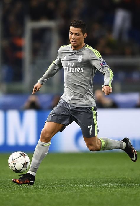 AS Roma vs Real Madrid (17-02-2016) - Cristiano Ronaldo photos Ronaldo Photos, Champions League Football, Cristino Ronaldo, Madrid Football, Ronaldo Juventus, Cristiano Ronaldo Wallpapers, Good Soccer Players, Best Football Team, Cristiano Ronaldo 7