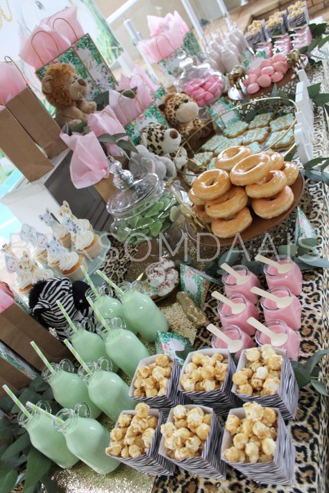 Two Wild Treats, Pink Two Wild Party, Wildone Birthday Theme Girl, Two Wild Table Decor, Two Wild Birthday Ideas, Two Wild Decorations, Fourever Wild Birthday Party Girl, Two Wild Party Food, Two Wild Birthday Cake Girl