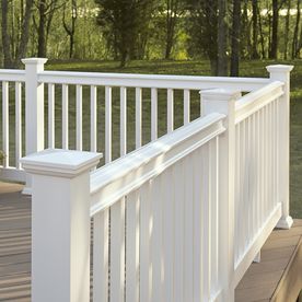 Fiberon composite Deck Skirting Ideas, White Railing, Veranda Ideas, Skirting Ideas, Deck Handrail, Metal Deck Railing, Deck Skirting, Composite Deck Railing, White Deck