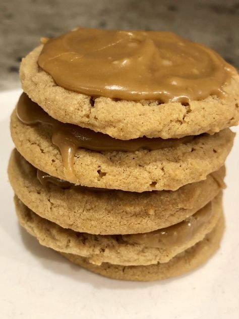 Glazed Peanut butter Cookies moist and deliscious! Peanut Butter Cookies With Frosting, Peanut Butter Cookie Frosting, Peanut Butter Cookies With Icing, Peanut Butter Icing For Cookies, Peanut Butter Cookies With Choc Frosting, Peanut Butter Glaze Icing, Frosted Peanut Butter Cookies, Peanut Butter Cookie Recipe Soft, Pb Recipes