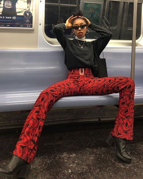 Look 80s, Cooler Look, Looks Street Style, Red Pants, Mode Inspo, Mode Vintage, Looks Style, Mode Inspiration, Instagram Foto