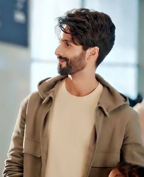 Boho Men Style, Zayn Malik Hairstyle, Best Dad Quotes, Mens Hairstyles With Beard, Beautiful Blonde Hair, Asian Men Hairstyle, Mens Hairstyles Thick Hair, Boho Men, Shahid Kapoor