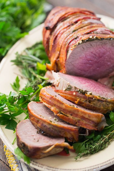 What could be better than beef wrapped in bacon? This eye of round roast is the best! Roasted Boneless Leg Of Lamb, Bacon Wrapped Roast, Recipes For Beef, Eye Of Round Roast, Beef Round Steak, Eye Of Round, Boneless Leg Of Lamb, Baked Artichoke, Beef Wraps