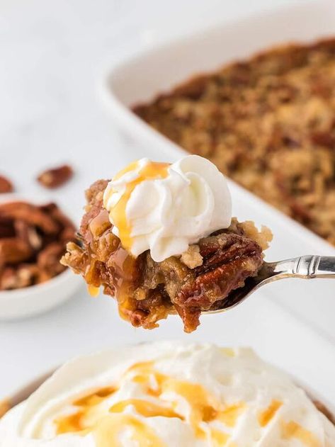 Easy Pecan Pie Dump Cake – A Perfect Blend of Pie and Cake in One Dish Pecan Pie Dump Cake, Pecan Cobbler Dump Cake, Easy Pecan Pie, Butter Cake Cookies, Pecan Pie Cake, Pecan Cobbler, Blueberry Dump Cakes, Pecan Pie Easy, Dump Cake Recipe