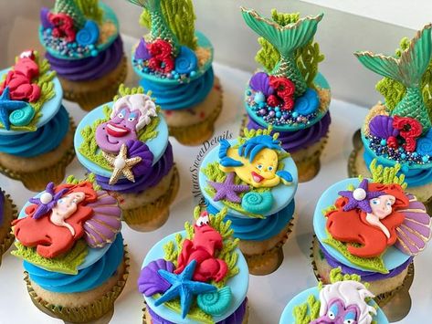 Ariel Cupcakes Ideas, Ariel Cupcakes, Mermaid Cake Pops, Little Mermaid Cupcakes, Cold Process Soap Designs, The Little Mermaid Party, Little Mermaid Cakes, Mermaid Cupcakes, Ariel Mermaid