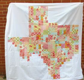 Pretty Little Quilts: Texas Quilt Tutorial Texas Quilt, The Alamo, Texas Star, Quilt Tutorial, Cute Quilts, Star Quilt Blocks, Friday Favorites, Quilt Block Pattern, How To Finish A Quilt